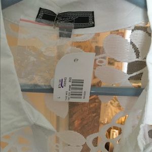 Women’s white tunic shirt